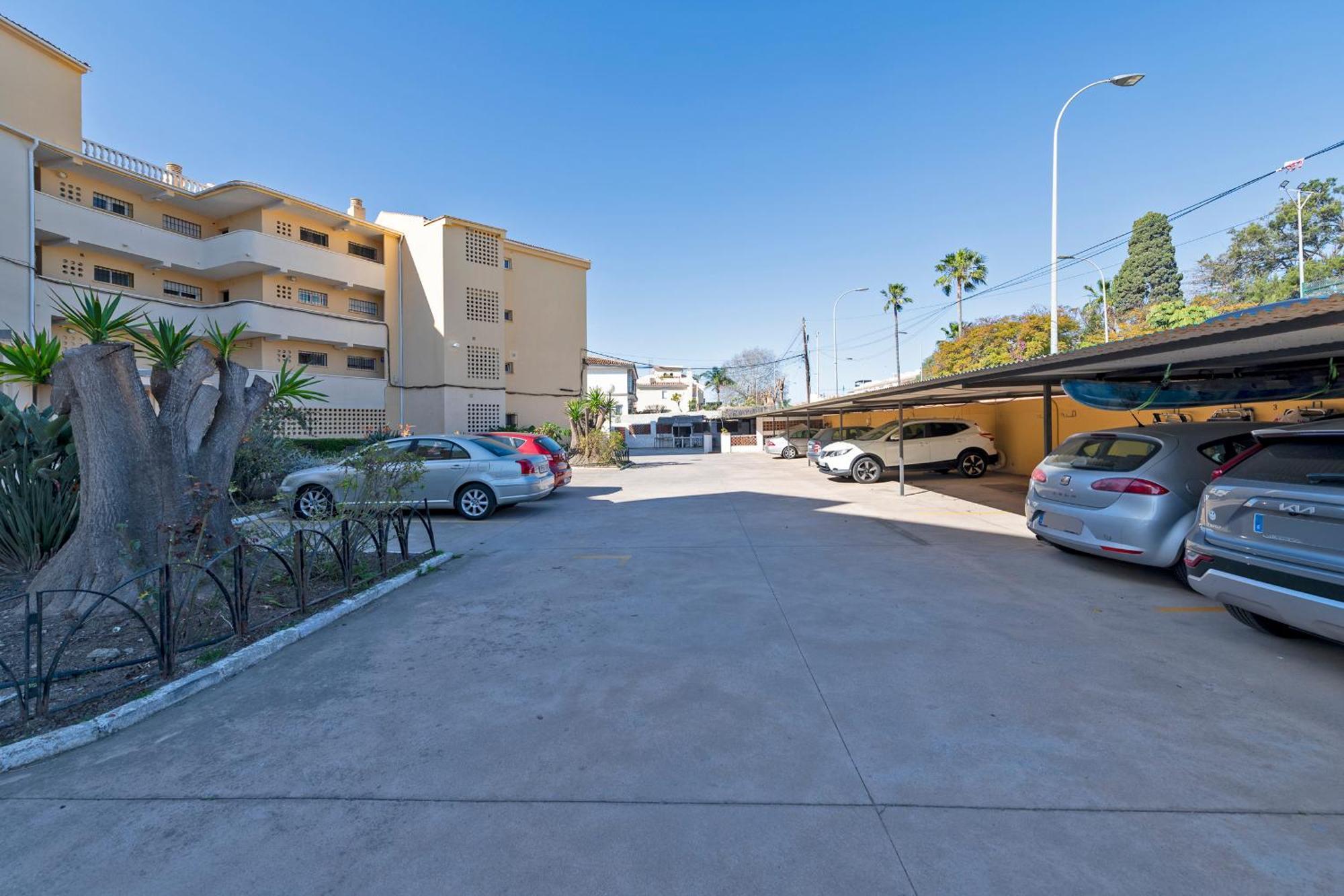 Brisamar II Primera Linea De Playa & Priv Parking Torre de Benagalbón Kültér fotó